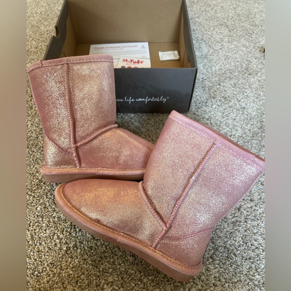 Bearpaw Eva youth boots pink shimmer size 2